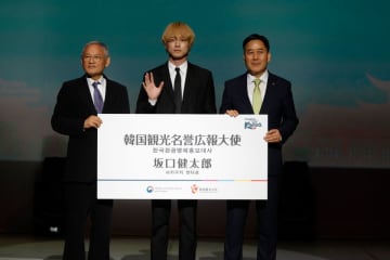 坂口健太郎さんが「韓国観光名誉広報大使」に就任！大阪・関西万博にて『KOREA Connected -韓国コレクション-』開催　「文化の橋渡しのような役割を任せてもらえて光栄」韓国での思い出は漢江ラーメン！坂口さんの素顔のぞかせるエピソードも