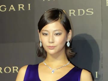 【激震】モデル西内まりや「芸能界引退」を発表！親族“トラブル”のケジメとった