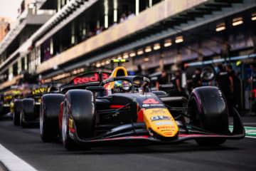 マクラーレン育成のダンが最速。最年少のリンドブラッドが2番手に／FIA F2第4戦フリー走行