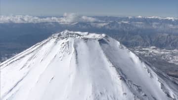 【無謀登山】相次ぐ富士山閉山中の事故に警鐘　「自己責任だ」麓の自治体で救助有料化案が浮上