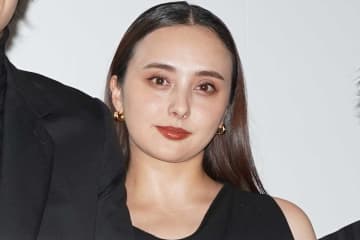 34歳女優「すっかり大人だなぁって」　「10年ぶり」報告に反響「女神の様」「めちゃくちゃ可愛い」
