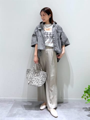 ガバッと着るだけでOK！【グローバルワーク】40・50代のオシャ見え♡「半袖デニムシャツ」