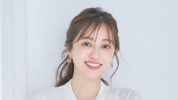 2児の母・菊地亜美(34) お風呂上がりすっぴん顔で夫との2ショット披露！夫の手作りコースディナーにも反響「すごーーいお店だぁ」「パパの愛情と行動力が素晴らしい」
