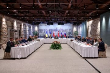 ロシアとウクライナ、イスタンブールで高官級会談