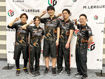 【Ｍリーグ】初優勝のセガサミーフェニックス　「本当に幸せ者」今季限り退任の近藤誠一監督も涙