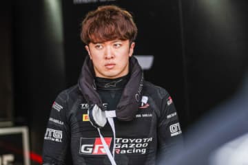 宮田莉朋がFIA F2第4戦レース1のリバースポール獲得。赤旗原因マイニのタイム抹消により
