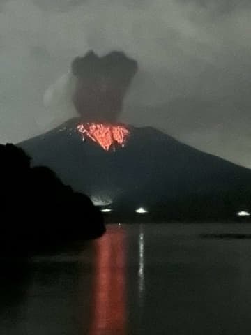 映画のような〝桜島の噴火〟に2.3万人驚がく「えぐい」「こりゃヤバい」　なお地元民「綺麗だなー」
