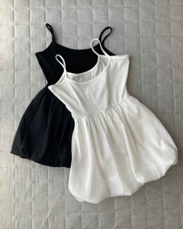 「白黒どっちも買っちゃった！」【しまむら】マニア絶賛♡「ふんわりキャミ」