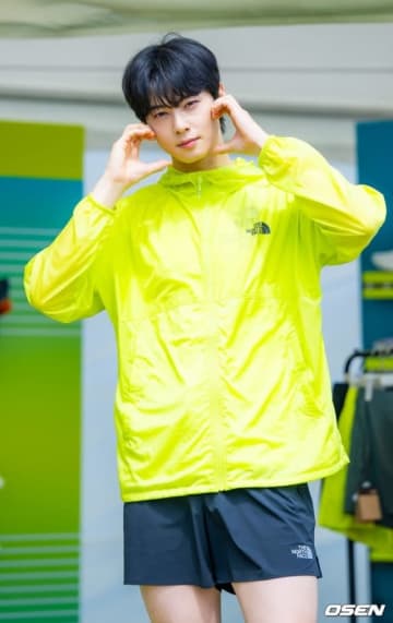 【PHOTO】ASTRO チャウヌ、国際ランニング大会「TNF100江原」に参加