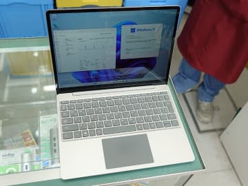 Core i5-1035G1搭載の「Surface Laptop Go」が34,800円！中古PCセール