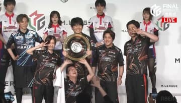 近藤誠一が胴上げで高く舞い上がった！ 今期で監督を退任…選手との約束果たす歓喜の胴上げ「やっぱり誠一さんよ！」「恒例になりそう」／麻雀・Mリーグ