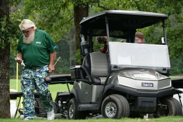 あれ、選手どこいった!? 米シニアメジャーは1人1台カートに乗れる