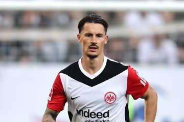 独代表DFめぐり争奪戦…今夏に“退団条項”、ドルトムントやレヴァークーゼンら強い関心