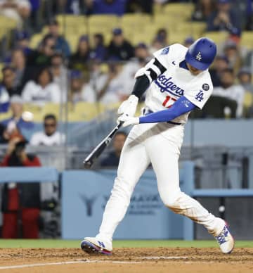 大谷16号ソロ、今季初3戦連発　鈴木は2安打2打点