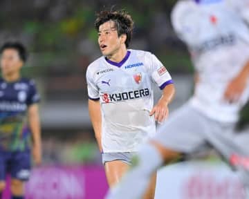 「あまりにもスーパー」サンガ松田天馬がマリノス相手に先制弾！ 強烈なミドルをファン称賛「すげぇわ」「ただただ良いシュート」