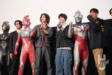 ウルトラマンアークとウルトラマンオメガの邂逅！ 『ウルトラマンアーク THE MOVIE』グランドフィナーレ舞台挨拶レポート