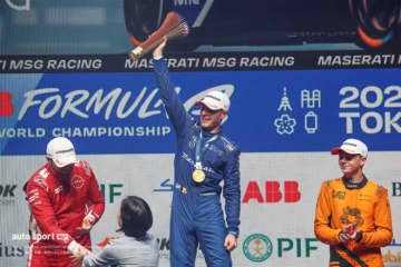 ニッサン、赤旗で優勝逃しまたも2位。マセラティ東京連覇＆バンドーンが今季初優勝【フォーミュラE第8戦決勝】