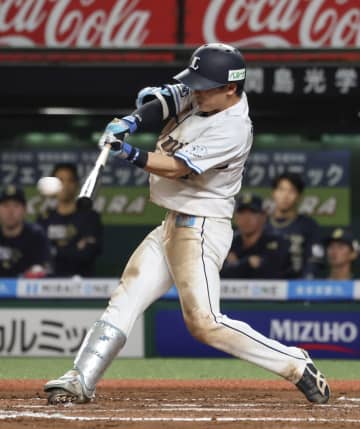 西3―2オ（17日）　十回2死満塁、滝沢がサヨナラ打