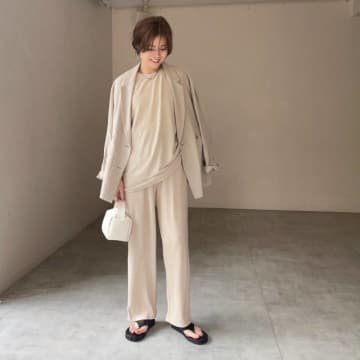 40代の上下ベージュコーデがあか抜ける！ 即マネできる洗練おしゃれ術