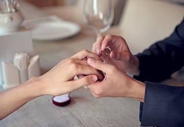 「旅行中に見えた彼の本性に幻滅…」32歳女が好条件の外銀勤務男との結婚を諦めたワケ