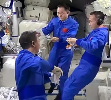 中国の宇宙ステーションで採取した微生物 「新種」と判明