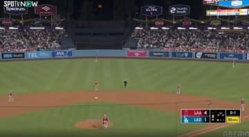 大谷翔平、185キロ爆速弾で“衝撃の珍光景”「しゃあない」「そうなるわ」エンゼルス守備陣がお見送り… “確信”動かない「追う気なし」