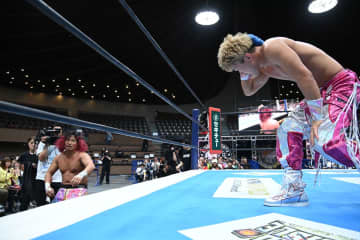 【新日本】『BOSJ』ドラゴン・ダイヤが高橋ヒロムを下す金星「ヒロムさんのキャリアの汚点にはさせないっすよ」