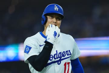 大谷が16号直後に“ビックリ”　いつもと違ったベース1周「どこ行った？」「驚いてる」