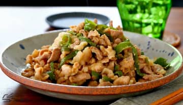 ご飯が止まらない！「豚こま×ピーマン」の甘辛炒め