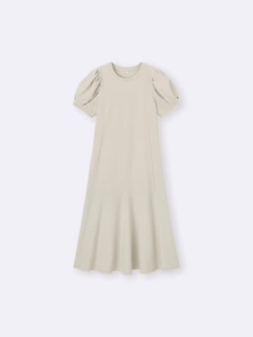 「何買えばいいかわからん！」→【GU】へ！ スタイルアップ & 高見え♡「人気ワンピ」