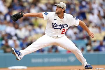 カーショー、260日ぶりの復帰戦は4回5失点で降板　最速約146キロ、通算213勝目お預け