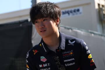 「昔なら天国行き」　F1角田裕毅が宙を舞ったクラッシュ決定的瞬間、激撮され「ヒヤっとする」