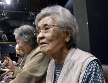 「腹が立って仕方がない」　ひめゆり同窓生、西田氏を批判