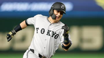負傷離脱の巨人・岡本和真と「第92代4番」吉川尚輝――メジャー挑戦の可能性も!? 名門球団を背負う新時代のリーダーたち