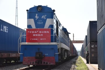 キルギス・ウズベキへの国際貨物列車、中国広州市から運行開始