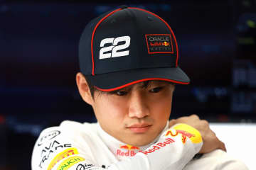 【Ｆ１】「最悪の時期のペレスと重なる」大クラッシュの角田裕毅に英メディアが厳しい反応「RB21への言い訳では済まない」「特に悪いタイミング」