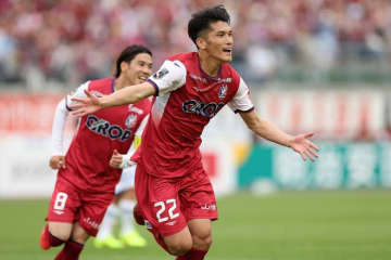 岡山が待望の７試合ぶり勝利！ 江坂＆一美弾で新潟に２－１で競り勝つ！