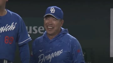 中日・井上監督「ちょっとした直感」代打・板山祐太郎が逆転2ラン　2本塁打の山本に「お盆と正月が」笑顔はじける