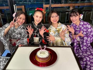 ももクロ、結成17周年の浴衣ショットにファン歓喜「これからも沢山応援する」「とっくに人生の一部です！