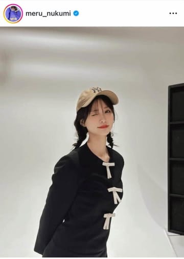生見愛瑠、超ミニ丈からスラリ美脚コーデ　ファン歓喜「いつもと雰囲気ちがーう」「めるるかわいい」