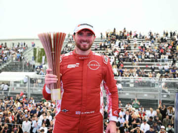 【フォーミュラE第9戦東京E-Prix レースレポート2】悲願達成！日産のローランドが東京E-Prix初優勝