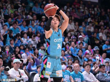 B1佐賀が“ミスターバルーナーズ”井上諒汰と契約継続「成長を見せる一年に」