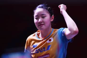 張本美和 兄に続き初戦突破！格下に苦戦するもシングルスデビュー戦を勝利【世界卓球】