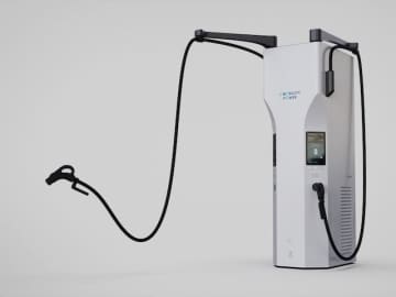 「e-Mobility Power」、EV向け次世代超急速充電器を初公開　10分の充電で400km走行可能