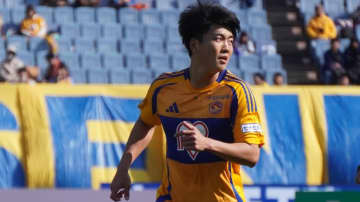 J2ベガルタ仙台DF井上詩音と森山佳郎監督がサポーターへ感謝「あれに応えなかったら、サッカー選手じゃない」