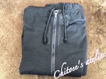 【今まで勘違いしてた！】どんな洋服にも合わせやすいパーカーを購入して気が付いたこと