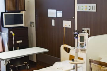 10日間有給の「看取り休暇」　メルク