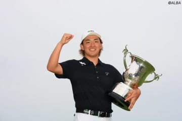 22歳・金子駆大がイーグル・バーディで逆転初V　初タッグキャディが導いた冷静な攻めのジャッジ