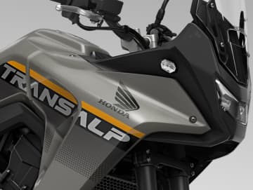 冒険心を刺激する新色追加！　ホンダ XL750 TRANSALPが仕様変更