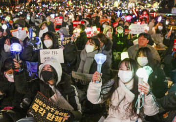 女子大に極右が乱入、韓国で深まる若者の男女対立が行き着く先は　破格の出産金、地方移住、「子どもを産む選択」のいま【産まない国・未来への模索】